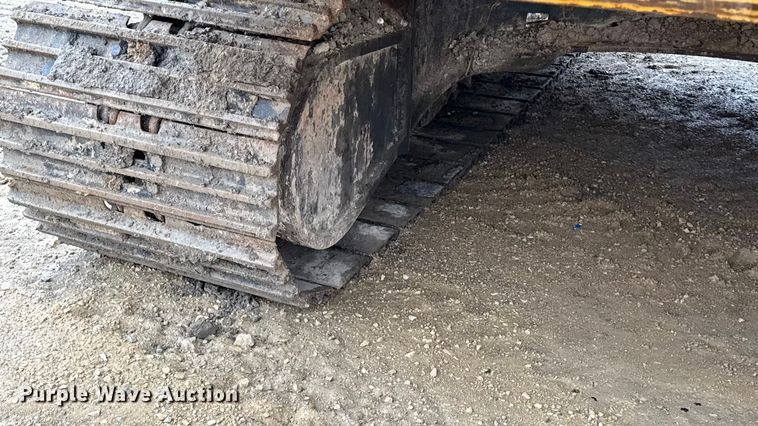 image for item EC4569 2017 Komatsu PC360LI-11 excavator