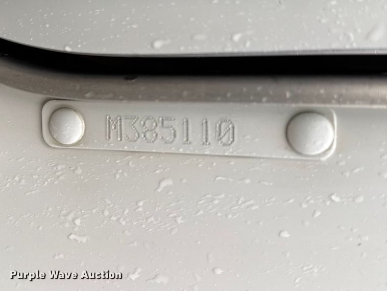 image for item EC4570 2003 Kenworth T300 truck cab and chassis