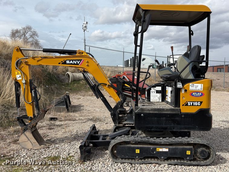 image for item EC8249 SANY SY16C mini excavator