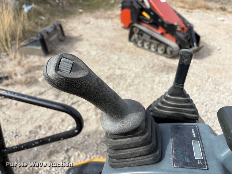 image for item EC8249 SANY SY16C mini excavator