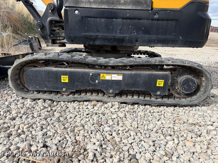 image for item EC8249 SANY SY16C mini excavator