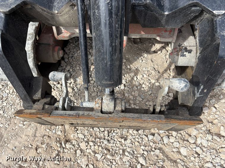 image for item EC8251 2022 Ditch Witch SK1550 compact utility loader