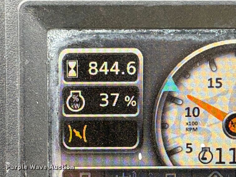 image for item EC8251 2022 Ditch Witch SK1550 compact utility loader