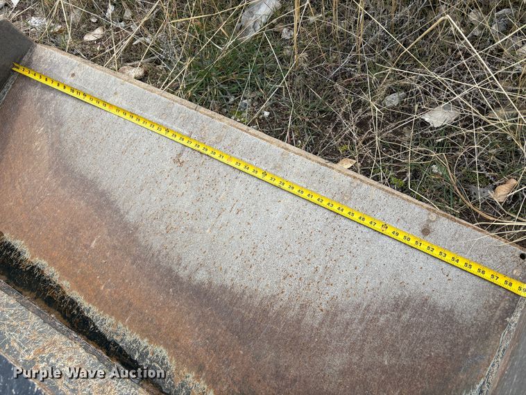 image for item EC8251 2022 Ditch Witch SK1550 compact utility loader