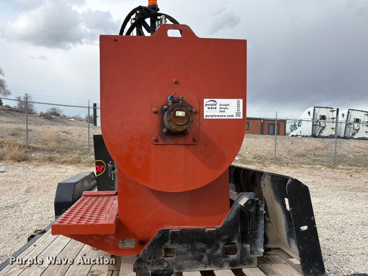 image for item EC8252 Skid steer concrete mixer