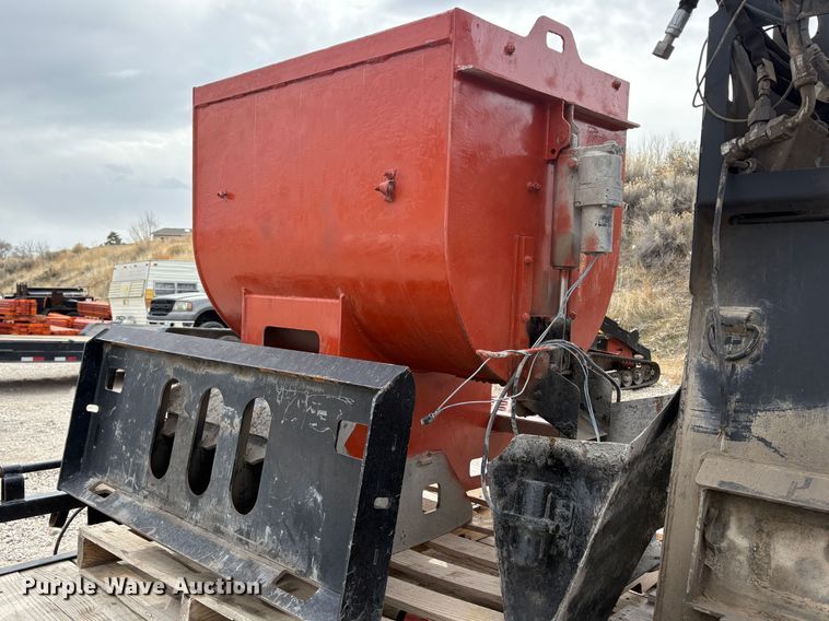 image for item EC8252 Skid steer concrete mixer