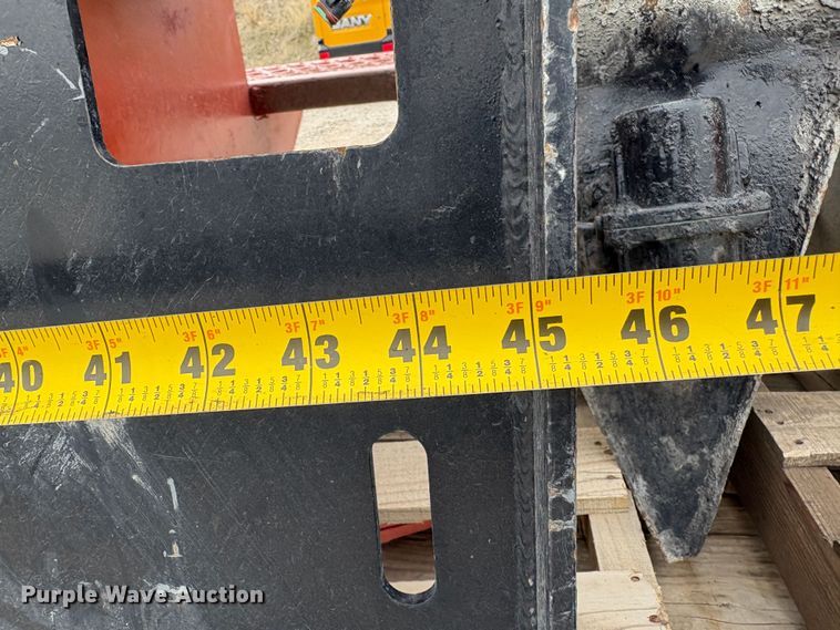 image for item EC8252 Skid steer concrete mixer