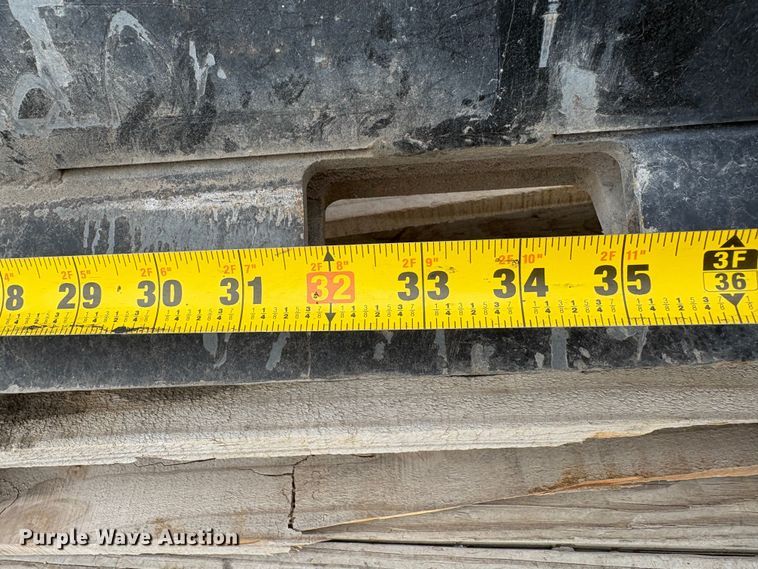 image for item EC8252 Skid steer concrete mixer