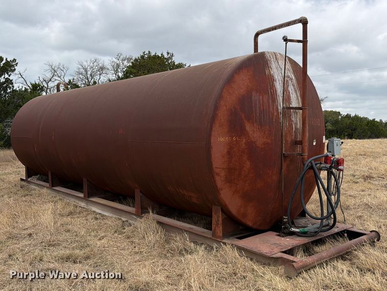 image for item ED5136 2001 Permian Tank fuel tank