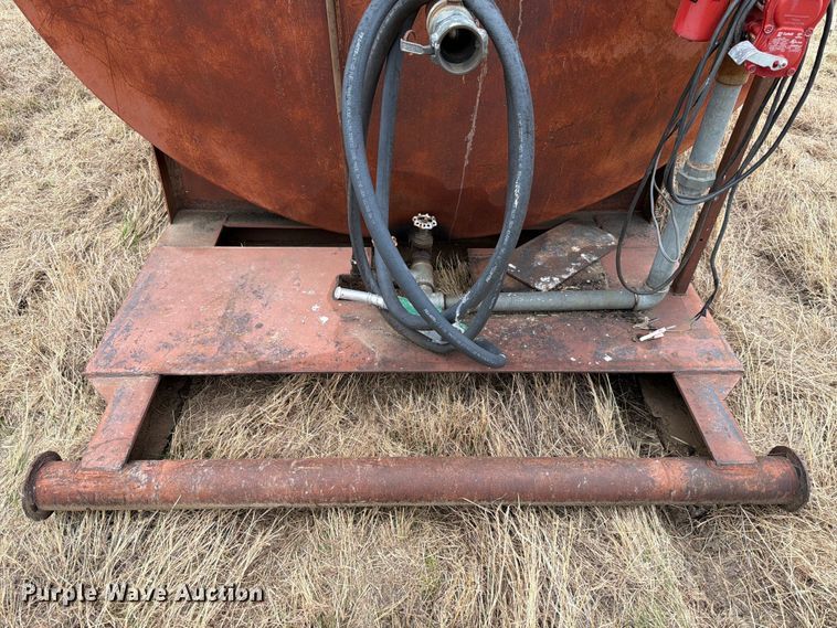 image for item ED5136 2001 Permian Tank fuel tank