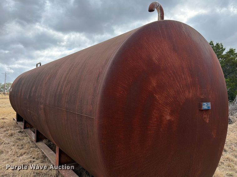 image for item ED5136 2001 Permian Tank fuel tank
