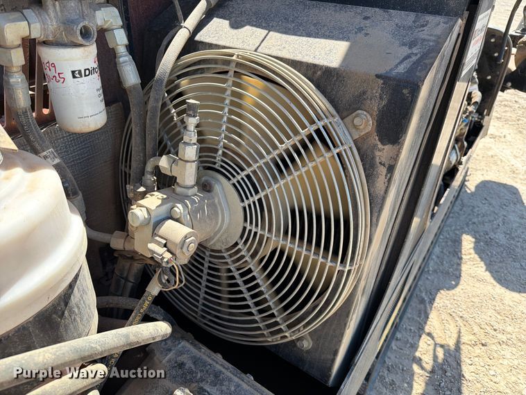 image for item ED5137 2017 Ditch Witch JT20 directional boring unit