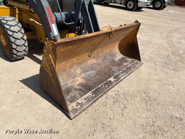 image for item ED5138 2013 John Deere 310K backhoe