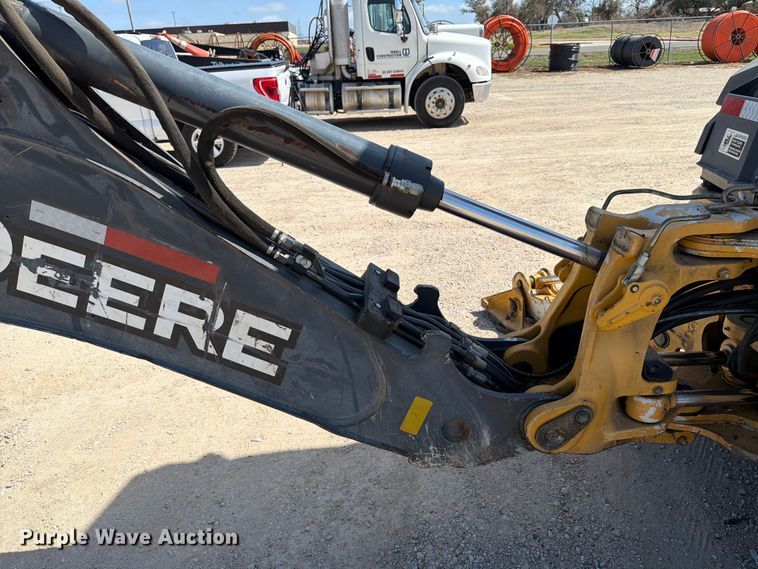 image for item ED5138 2013 John Deere 310K backhoe