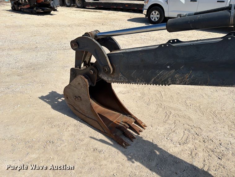 image for item ED5138 2013 John Deere 310K backhoe