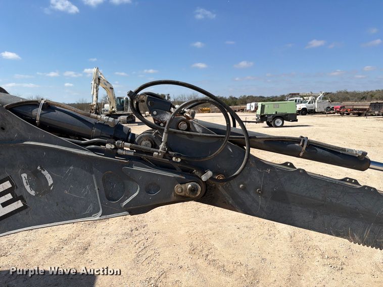 image for item ED5138 2013 John Deere 310K backhoe