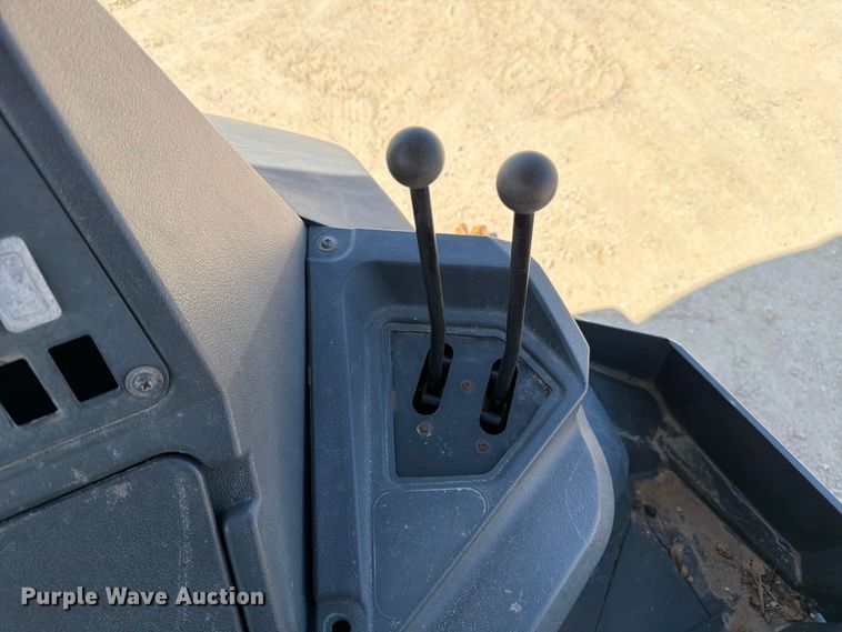 image for item ED5138 2013 John Deere 310K backhoe