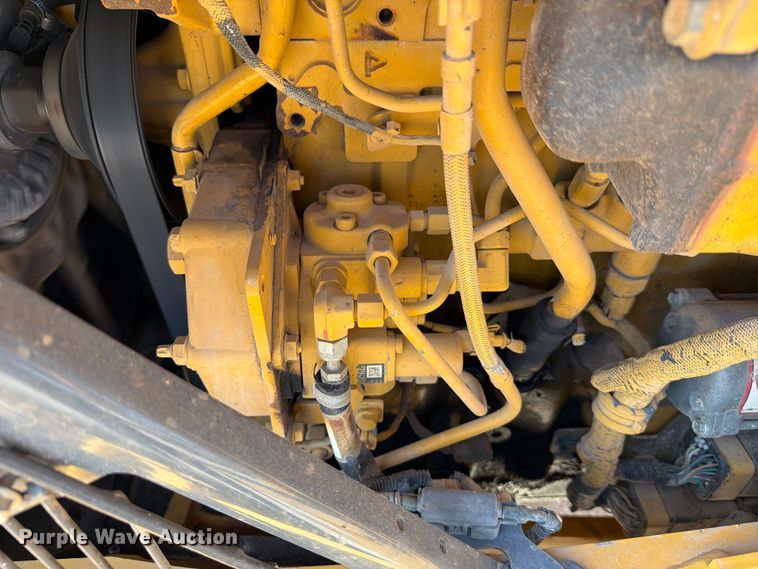 image for item ED5138 2013 John Deere 310K backhoe