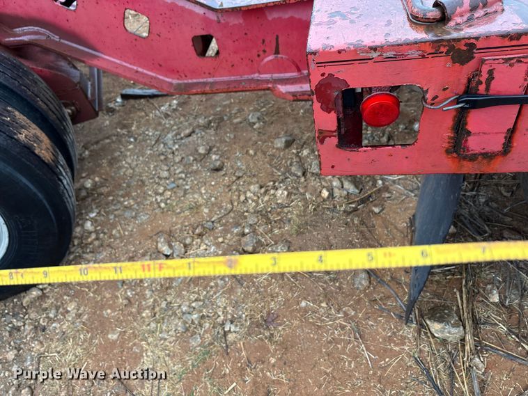 image for item EE0097 1986 Siebert lowboy equipment trailer