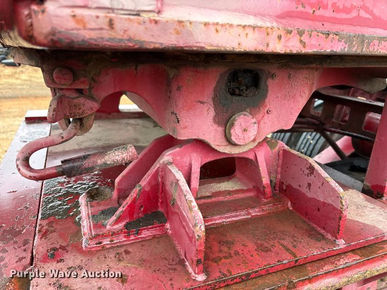 image for item EE0097 1986 Siebert lowboy equipment trailer