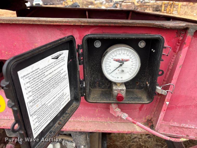 image for item EE0097 1986 Siebert lowboy equipment trailer