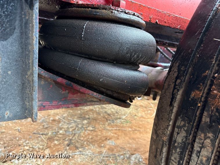 image for item EE0097 1986 Siebert lowboy equipment trailer