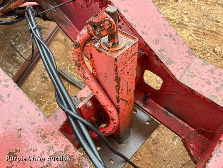 image for item EE0097 1986 Siebert lowboy equipment trailer