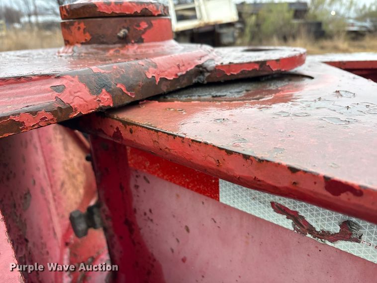 image for item EE0097 1986 Siebert lowboy equipment trailer