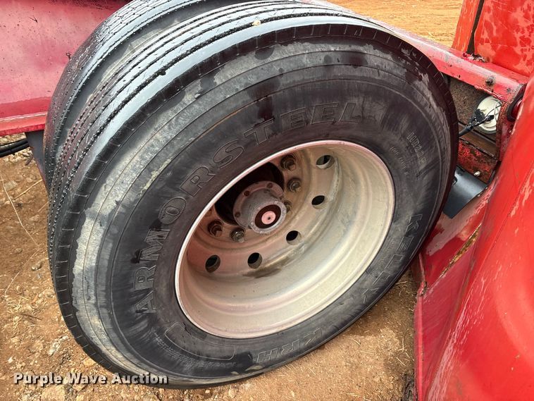 image for item EE0097 1986 Siebert lowboy equipment trailer