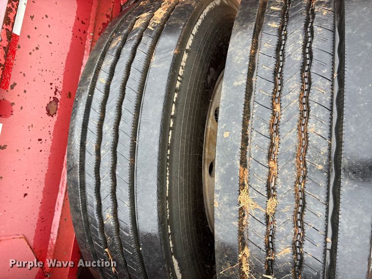 image for item EE0097 1986 Siebert lowboy equipment trailer