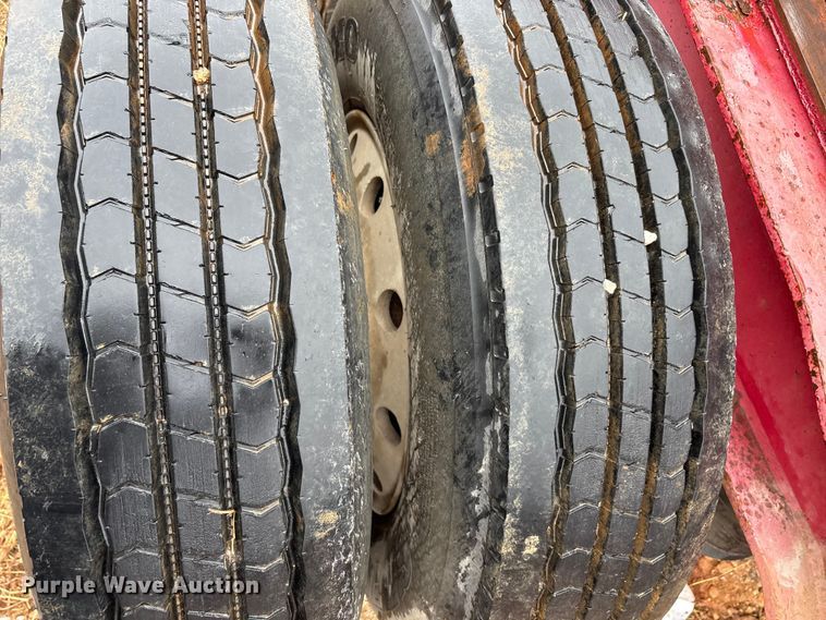 image for item EE0097 1986 Siebert lowboy equipment trailer