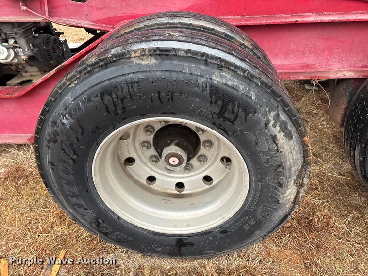 image for item EE0097 1986 Siebert lowboy equipment trailer