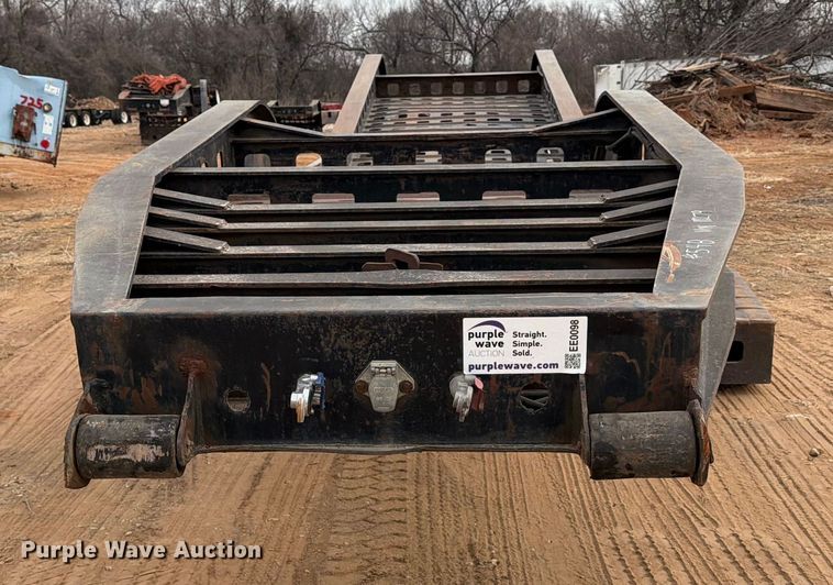 image for item EE0098 1987 Siebert lowboy equipment trailer