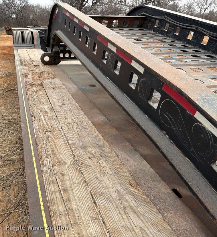 image for item EE0098 1987 Siebert lowboy equipment trailer