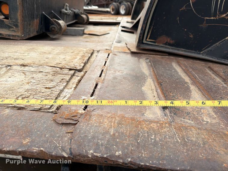 image for item EE0098 1987 Siebert lowboy equipment trailer