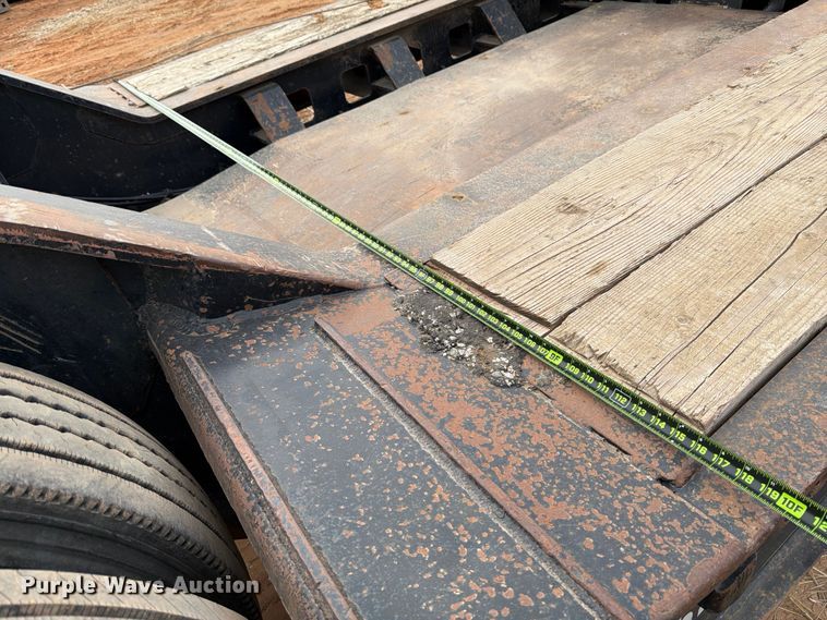 image for item EE0098 1987 Siebert lowboy equipment trailer
