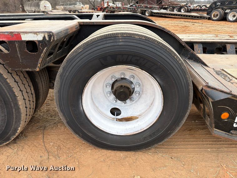 image for item EE0098 1987 Siebert lowboy equipment trailer