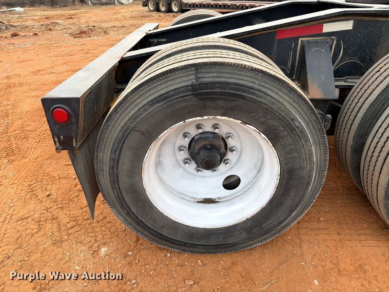 image for item EE0098 1987 Siebert lowboy equipment trailer