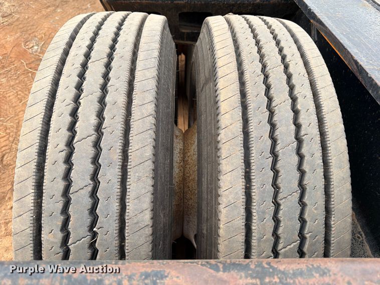 image for item EE0098 1987 Siebert lowboy equipment trailer