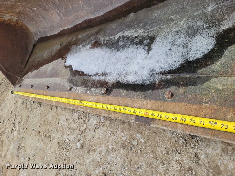 image for item EE0877 2012 John Deere 310J backhoe