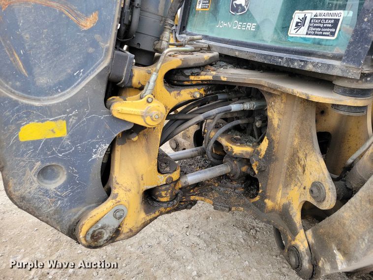 image for item EE0877 2012 John Deere 310J backhoe