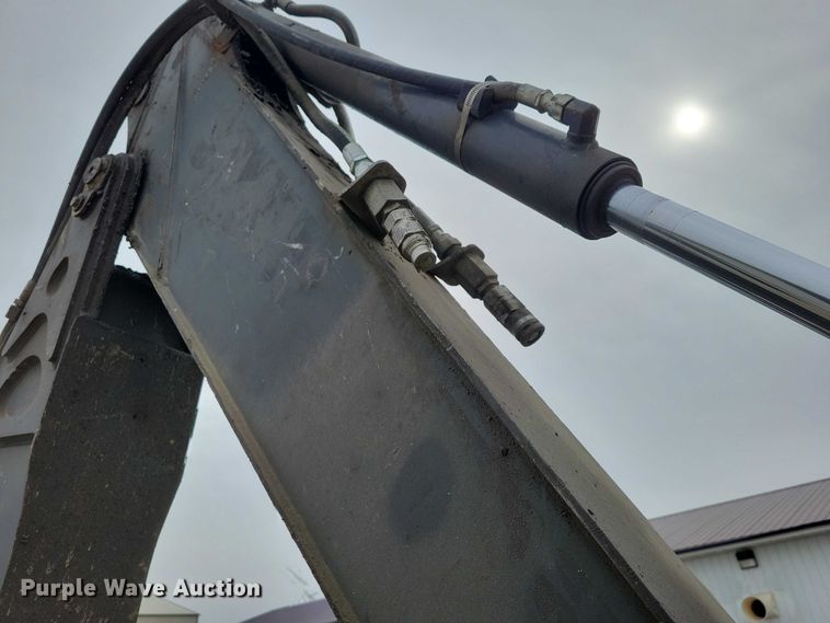 image for item EE0877 2012 John Deere 310J backhoe