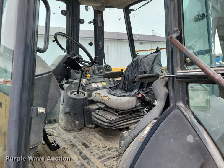 image for item EE0877 2012 John Deere 310J backhoe