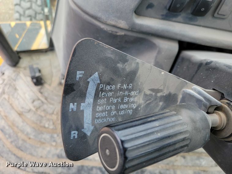 image for item EE0877 2012 John Deere 310J backhoe