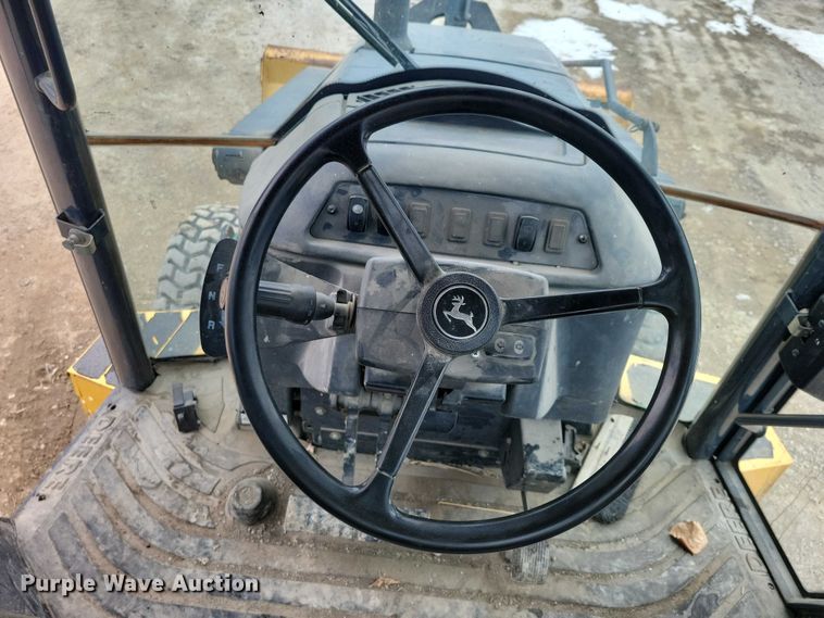 image for item EE0877 2012 John Deere 310J backhoe