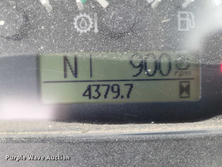 image for item EE0877 2012 John Deere 310J backhoe