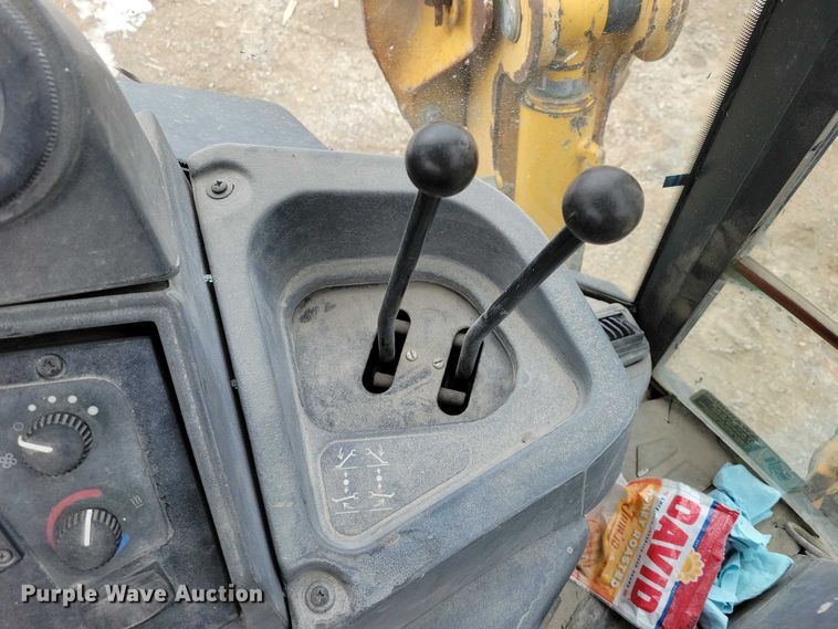 image for item EE0877 2012 John Deere 310J backhoe