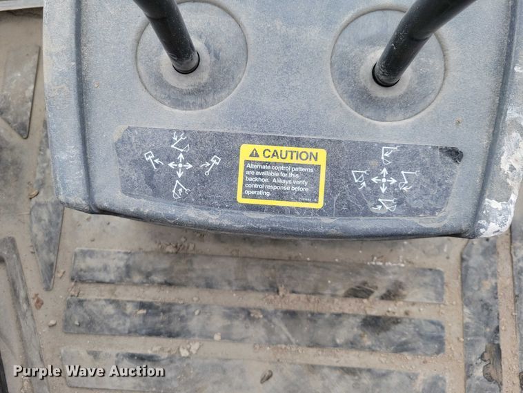 image for item EE0877 2012 John Deere 310J backhoe