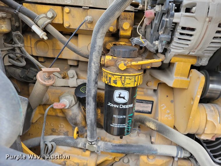 image for item EE0877 2012 John Deere 310J backhoe