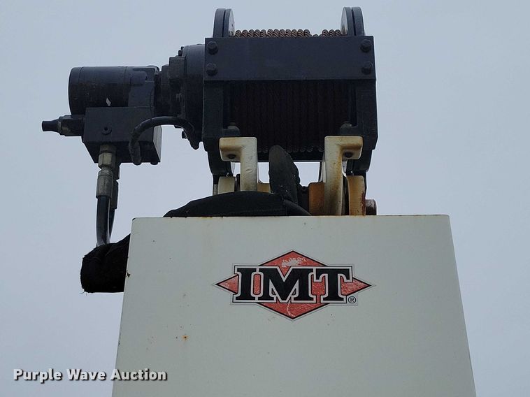 image for item EE0879 2016 Peterbilt 337 utility / service truck